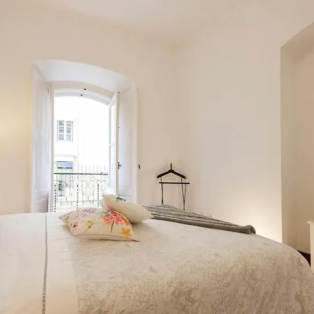 Ginjinha House - 4 - Bairro Alto - With Ac By Lisbeyond ゲストハウス 3*